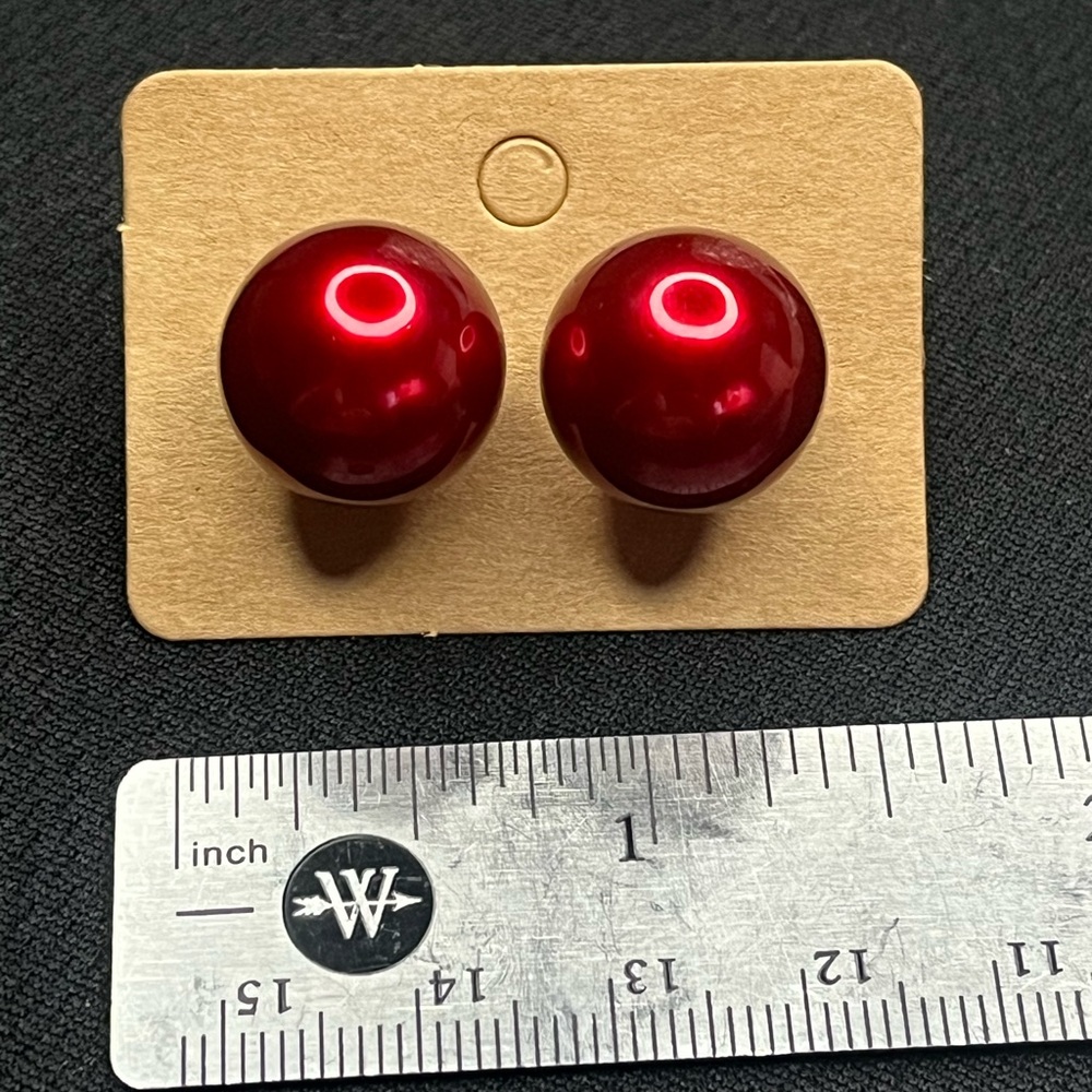 Pearl Stud Earrings Red - Picture 2 of 5
